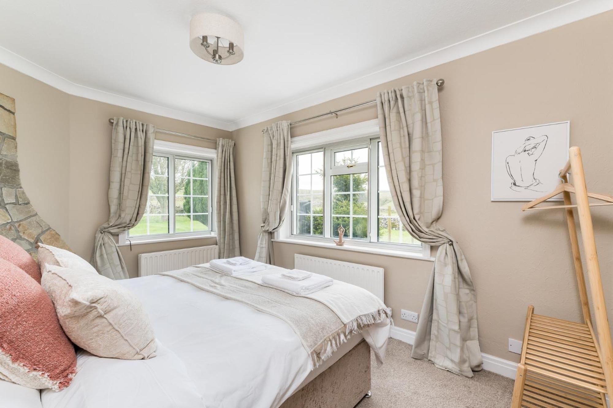 Central Malham Wellbeing Escape With Hot Tub Sleeps 8 Extérieur photo